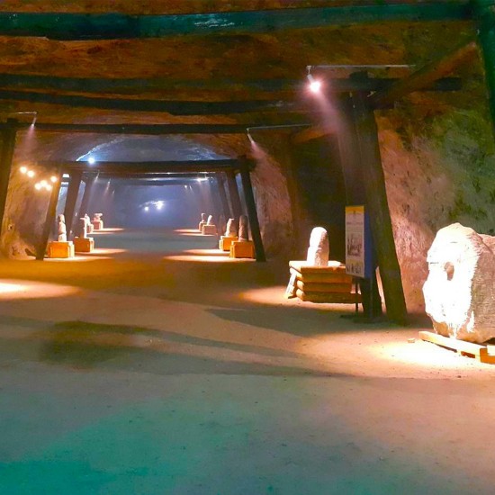 ESKİŞEHİR-ÇANKIRI TURU Midas_Tümülüsü_ve_Dua_Tepe